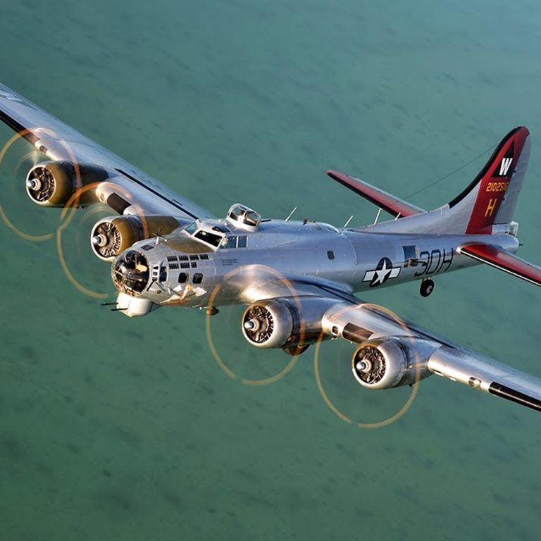 EAA B-17 Aluminum Overcast | EAA Warbirds Of America